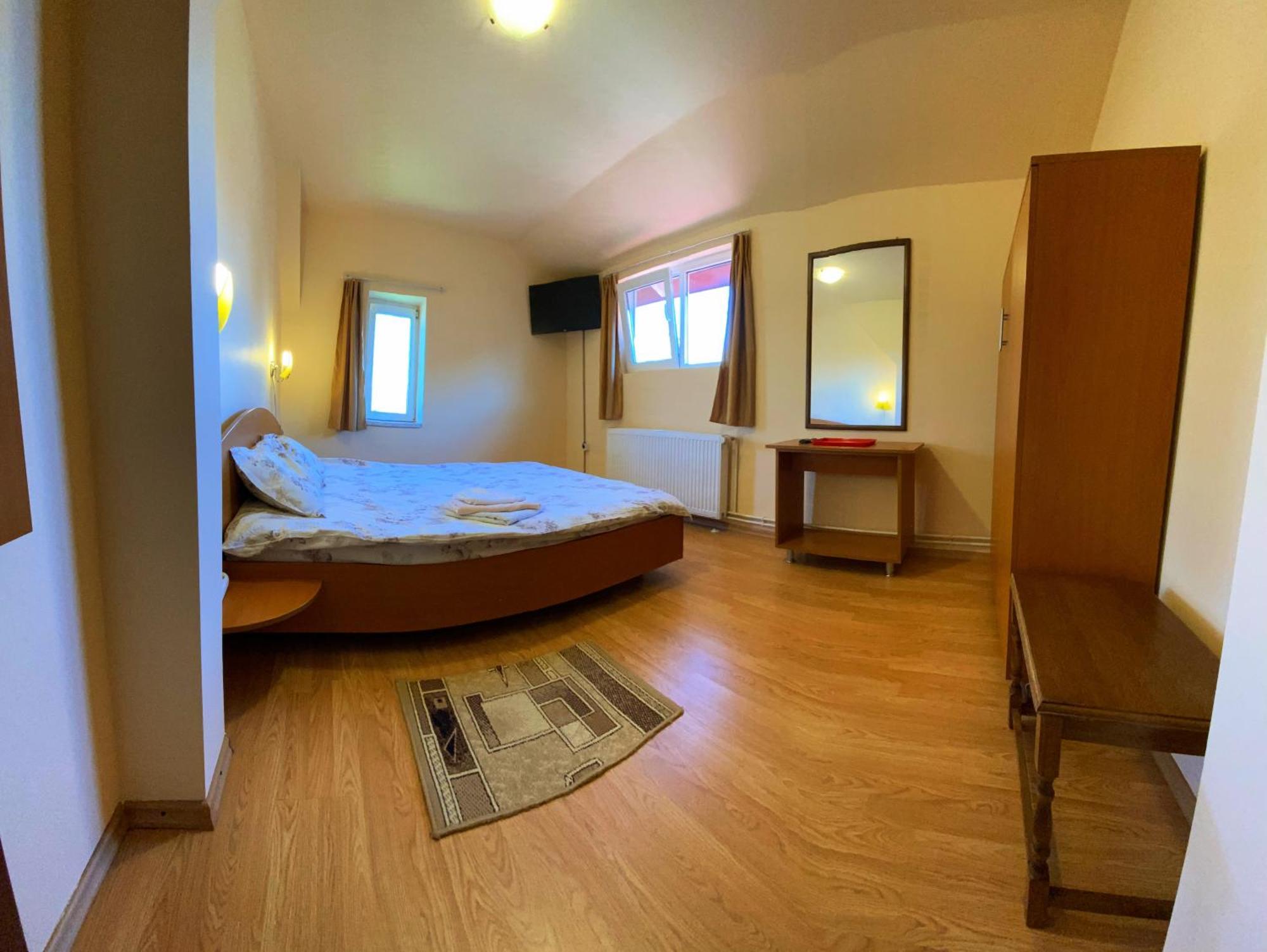 Hotel Casa Popa Cîrţişoara Exterior foto