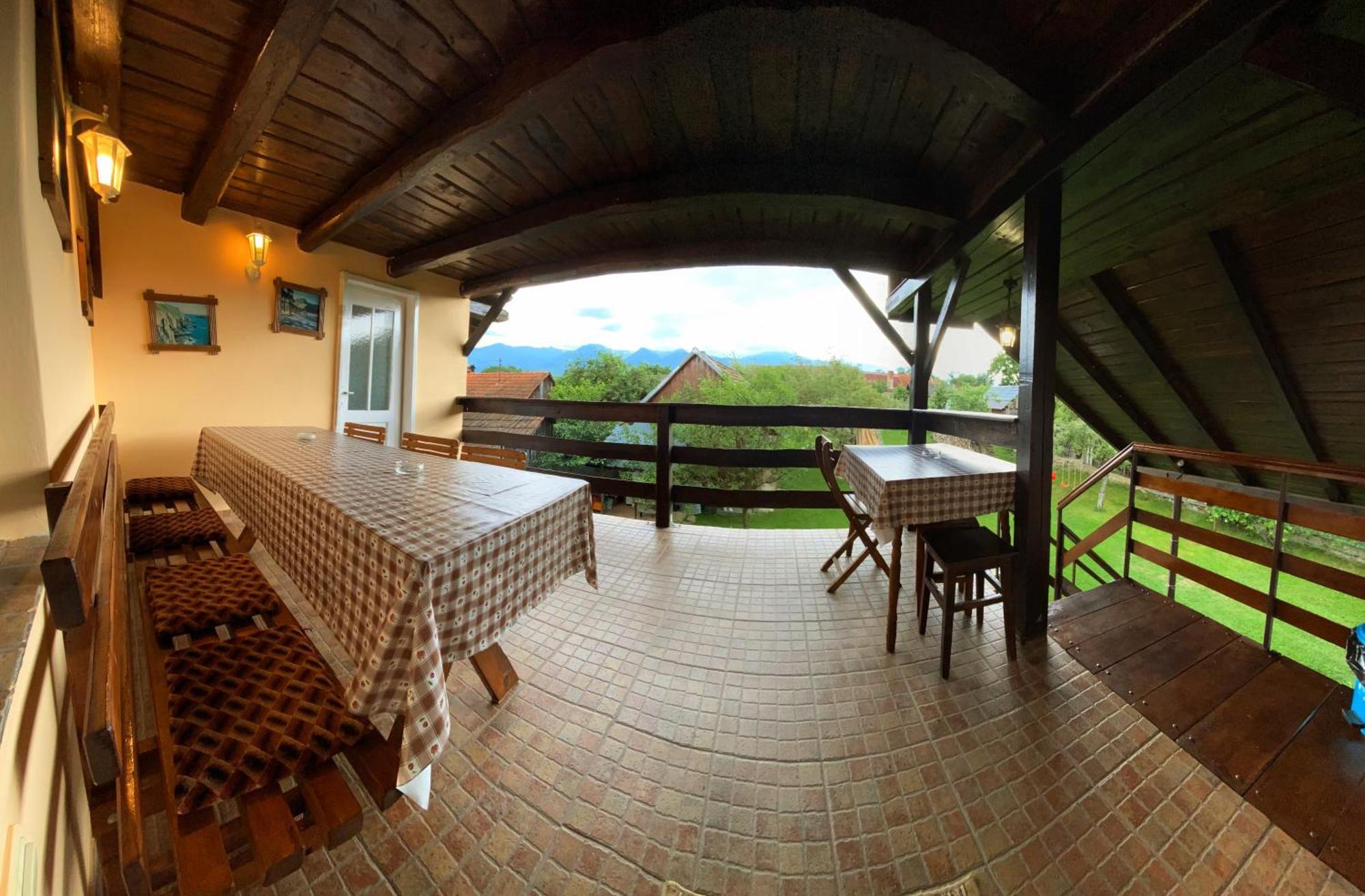 Hotel Casa Popa Cîrţişoara Exterior foto
