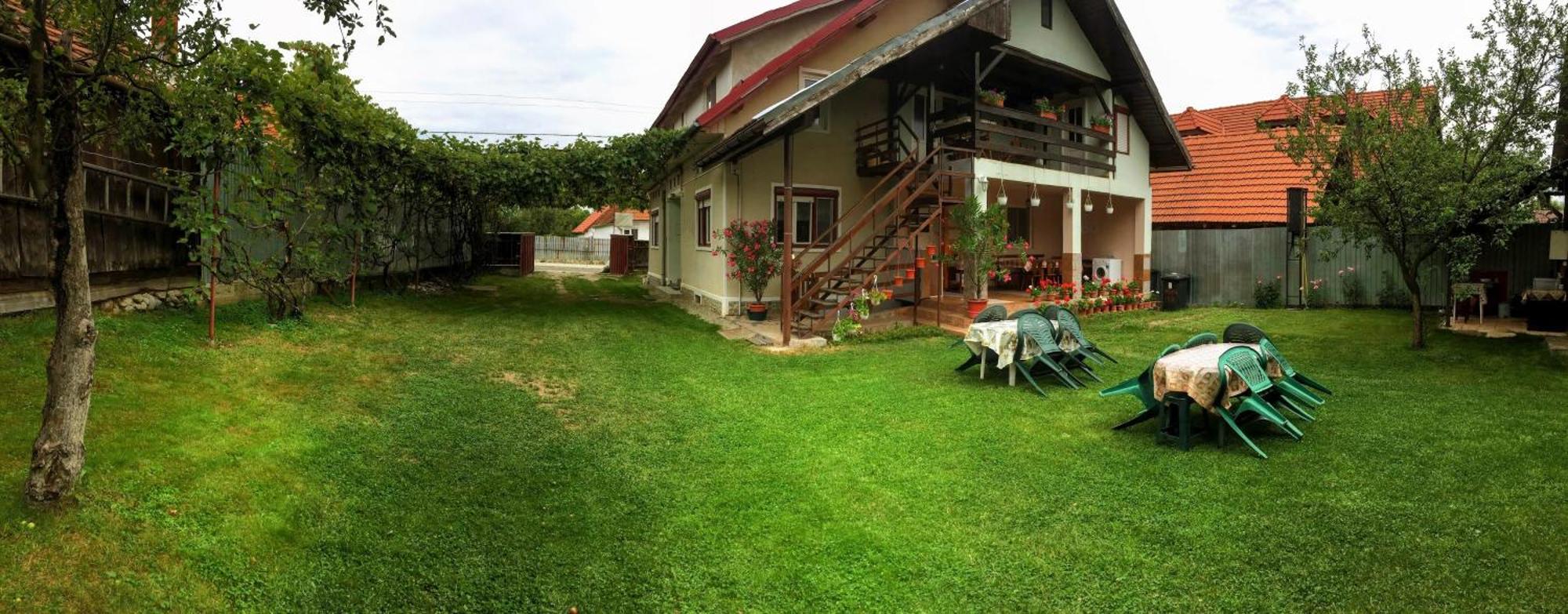 Hotel Casa Popa Cîrţişoara Exterior foto